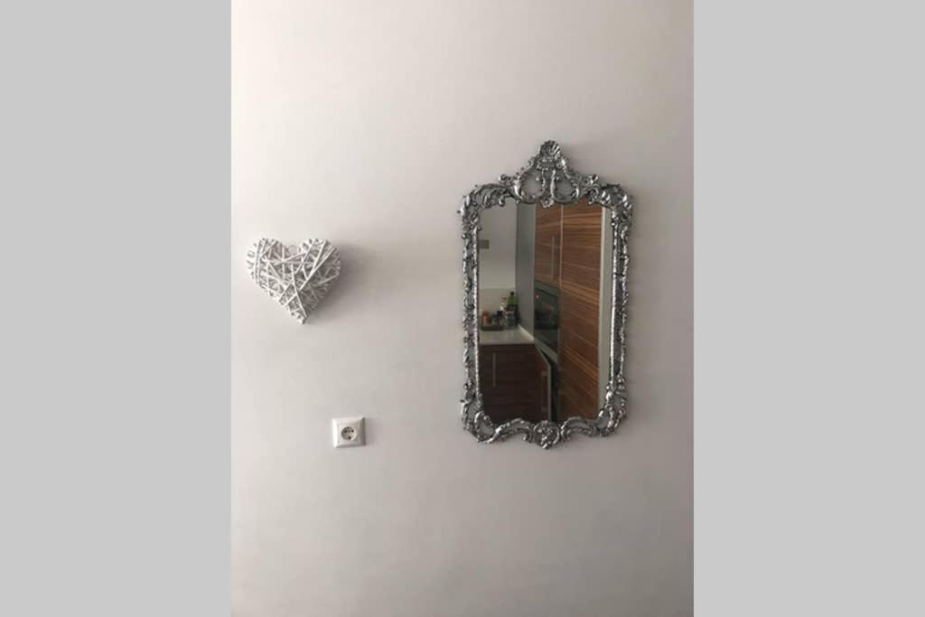 Appartamento Precioso Loft En El Centro La Coruña Esterno foto
